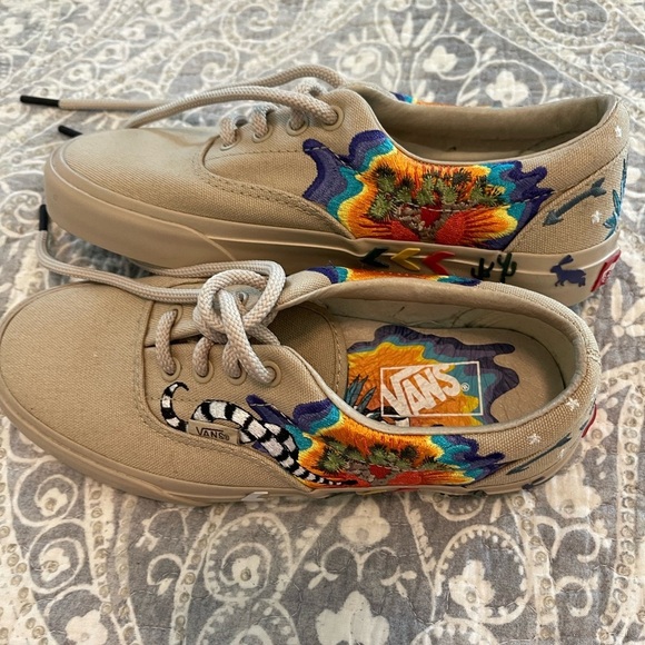 VANS Era Desert Embellish Sneaker Safari Tan Sz 5.5 men 7 women limited edition - Picture 2 of 8